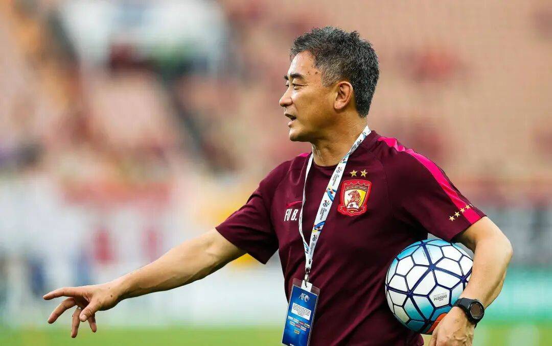 关于今夜体能课后，莱比锡防线松动备战国王杯，球迷炸锅，资深球员宣示担当的信息