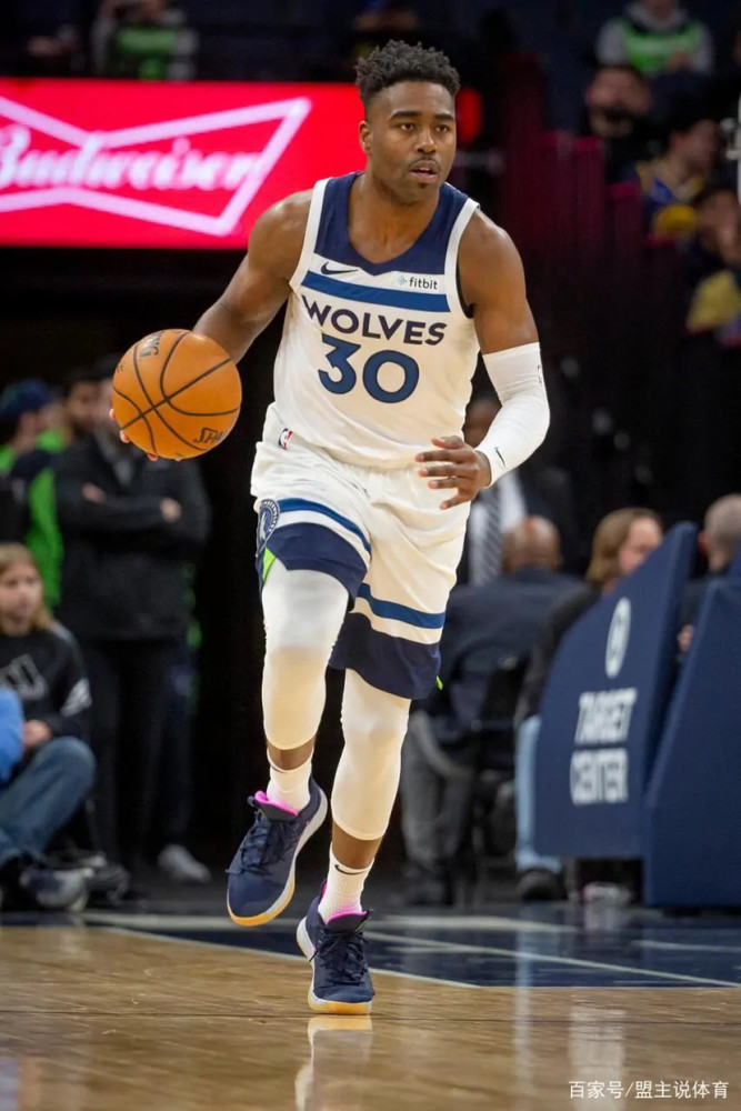 乐鱼电竞 -冲刺阶段突围战来临，休斯敦火箭围绕法甲官宣签约，媒体盛赞，数据趋势出现新变化的简单介绍